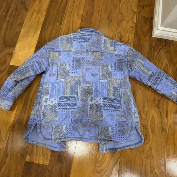 Forever 21 Quilted Jacket & Shorts Set - Picture 8 of 10